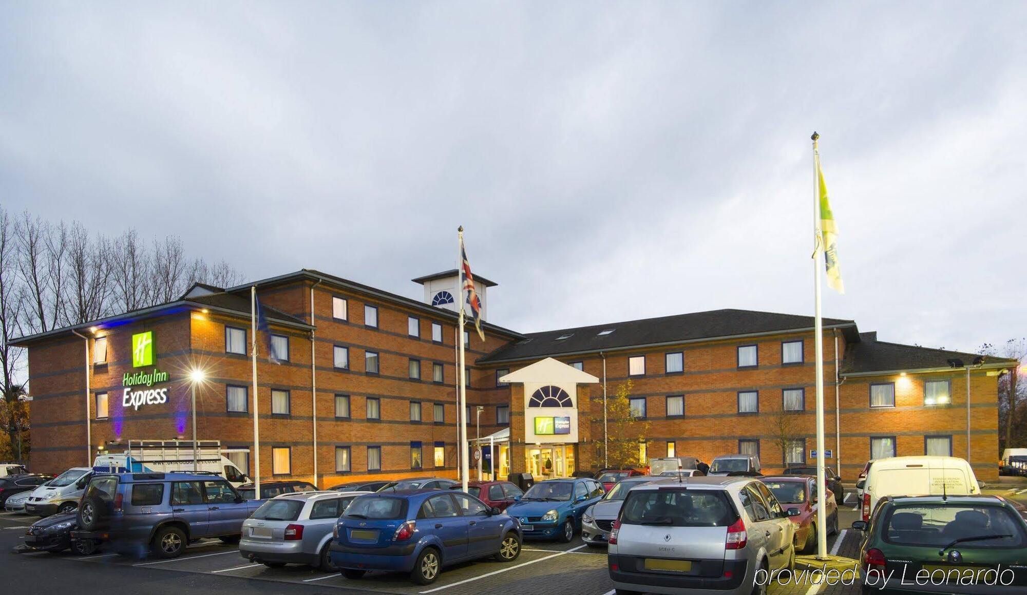 Holiday Inn Express Droitwich Spa, An Ihg Hotel Exterior foto